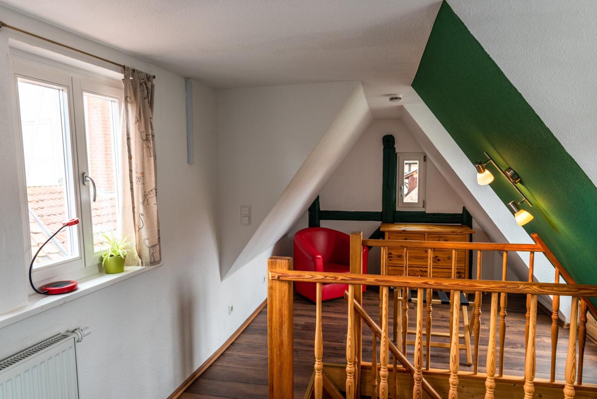 Fachwerkhotel - Ferienhaeuser Vorhof Zur Hoelle Quedlinburg Buitenkant foto