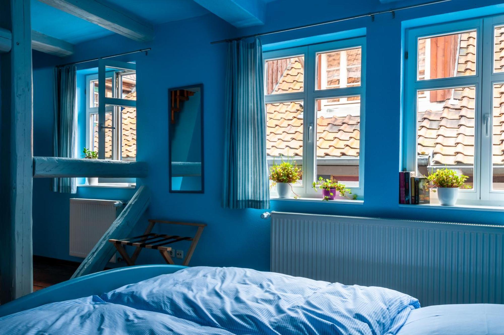 Fachwerkhotel - Ferienhaeuser Vorhof Zur Hoelle Quedlinburg Buitenkant foto